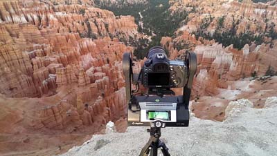 Canon 5DS attached to a Gigapan Epic Pro overlooking Bryce Canyon